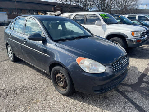 2009 Hyundai Accent for sale at Klein on Vine in Cincinnati OH