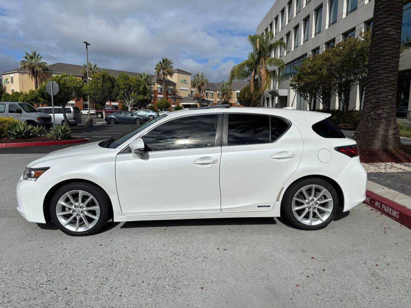 2011 Lexus CT 200h Premium