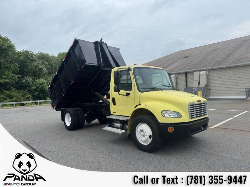 2012 Freightliner M2 106
