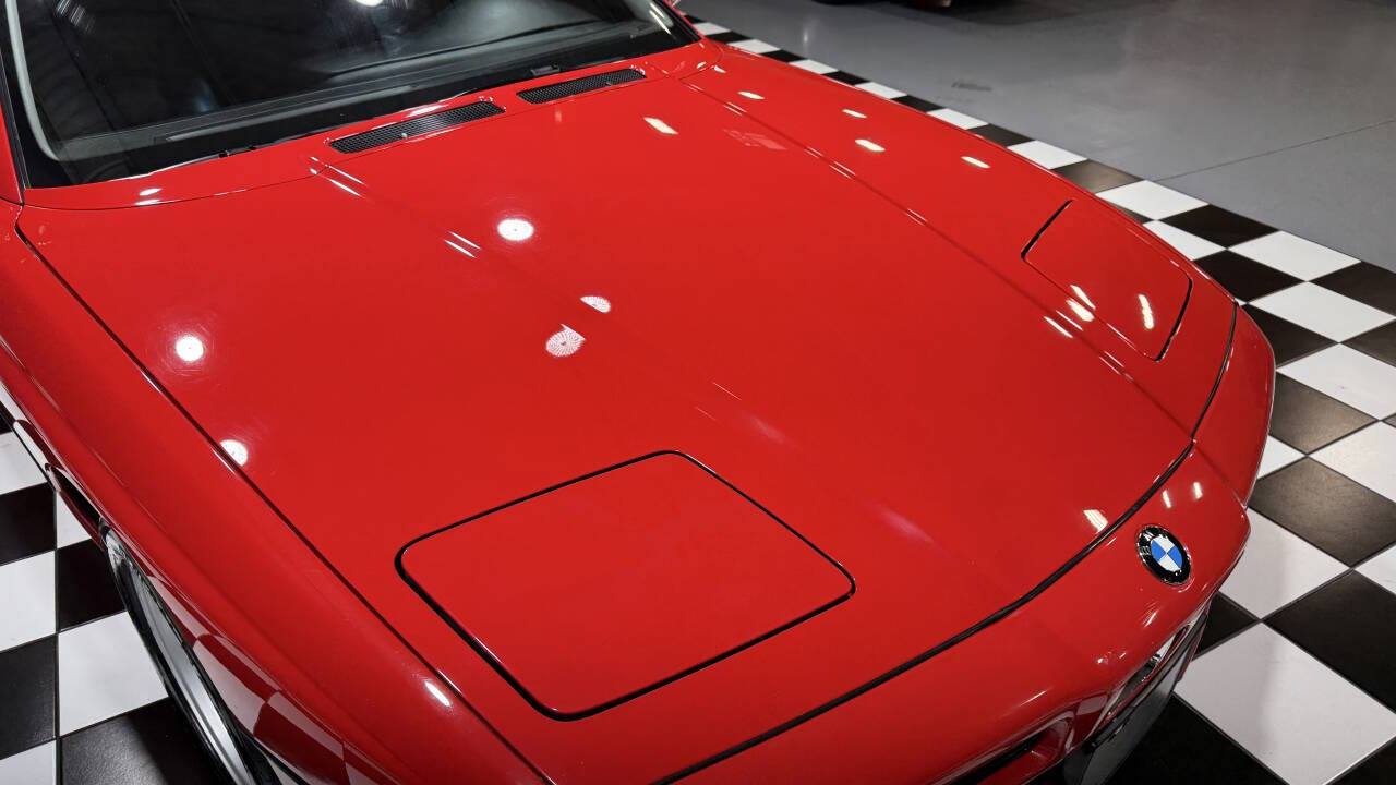 1991 BMW 8 Series 38