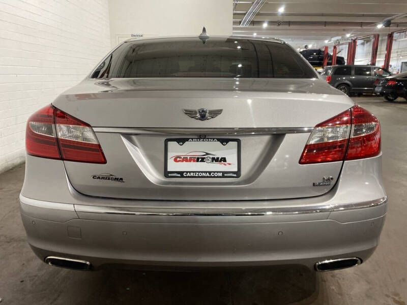 2012 Hyundai Genesis 5.0L R-Spec