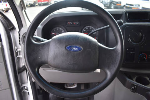 2011 Ford E-Series E-250