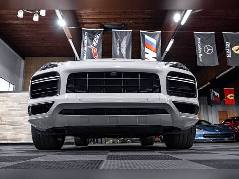 2020 Porsche Cayenne Turbo Coupe