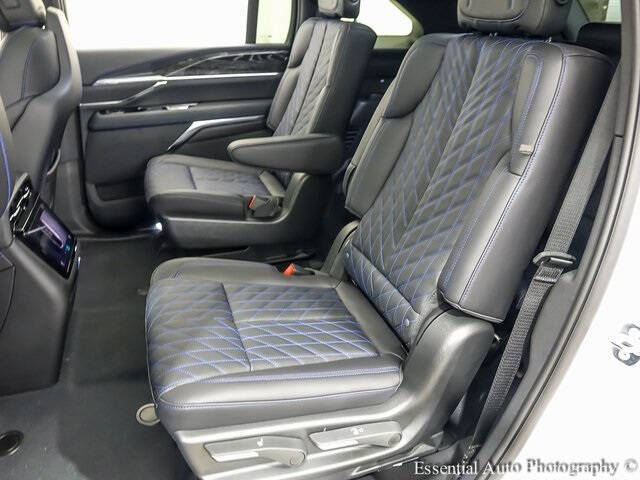 2025 Cadillac Escalade IQ Luxury 1