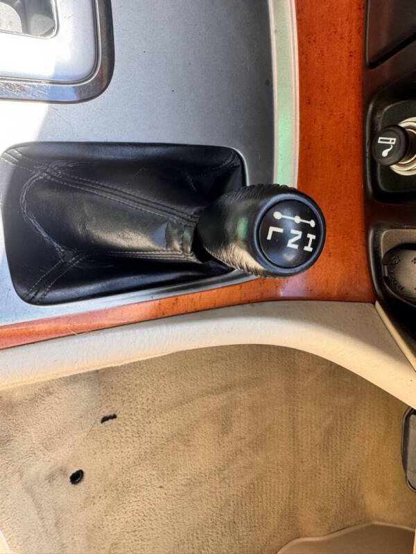 2005 Lexus LX 470