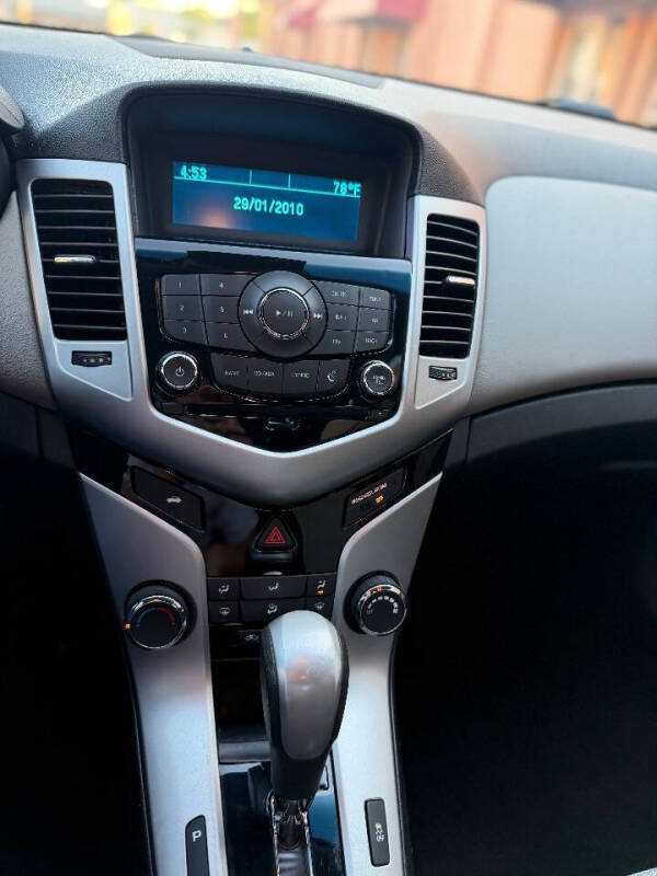 2015 Chevrolet Cruze LS Auto