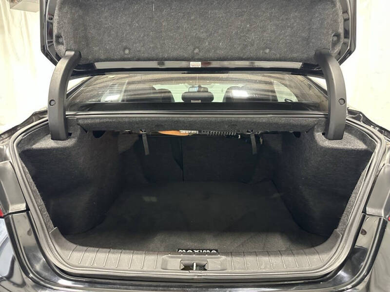 2017 Nissan Maxima 3.5 SR