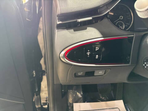 2024 Genesis Electrified GV70