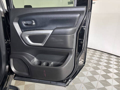 2024 Nissan Titan XD SV