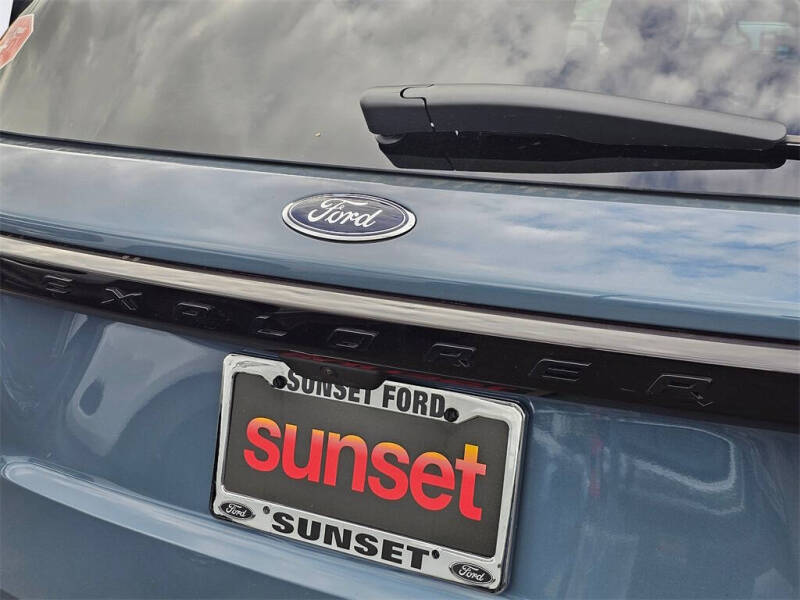 2025 Ford Explorer ST-Line