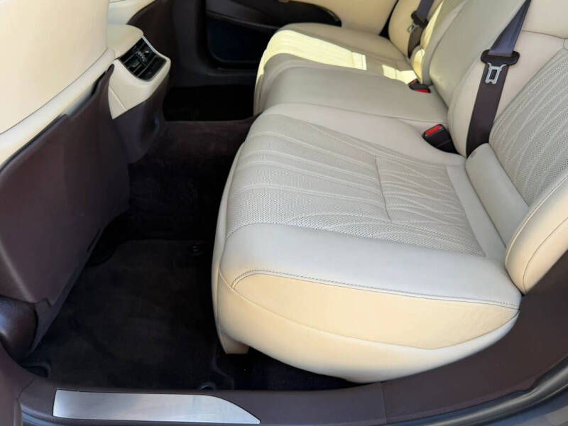 2018 Lexus LS 500