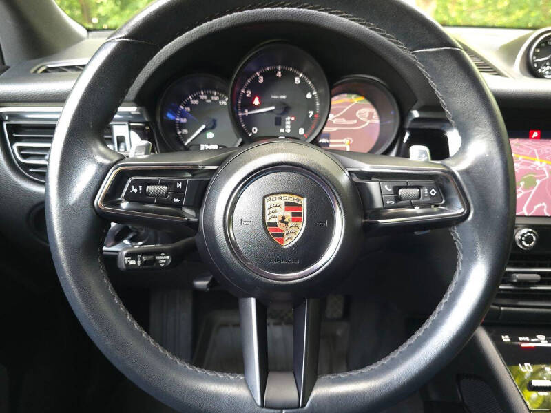 2023 Porsche Macan