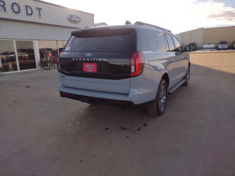 2026 Ford Expedition MAX Active