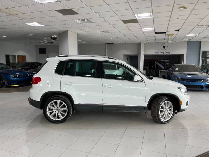 2015 Volkswagen Tiguan SE photo 12