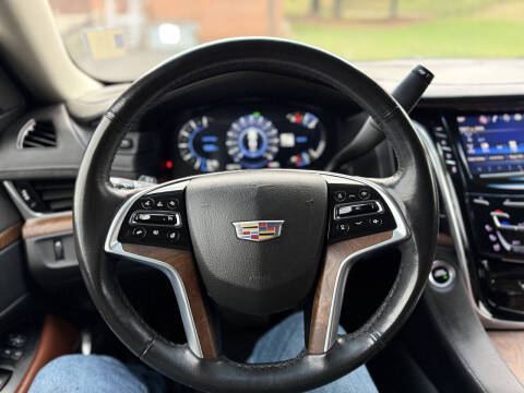 2020 Cadillac Escalade Luxury