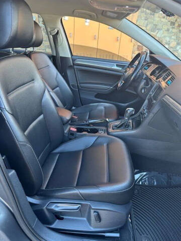 2017 Volkswagen Golf Alltrack