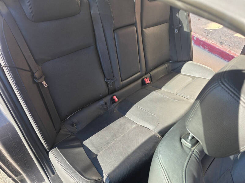 2009 Pontiac G8 Base w/Bluetooth