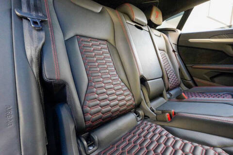 2019 Lamborghini Urus