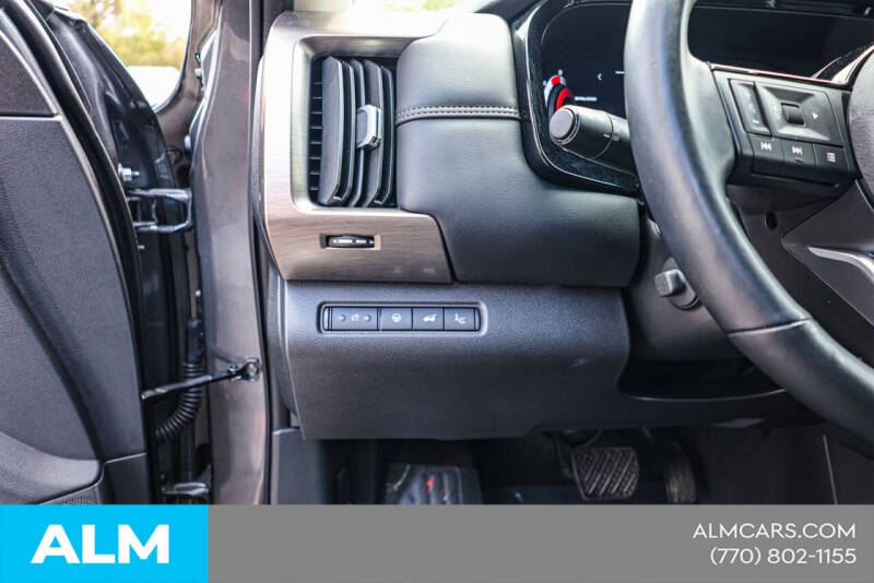 2024 Nissan Pathfinder Platinum