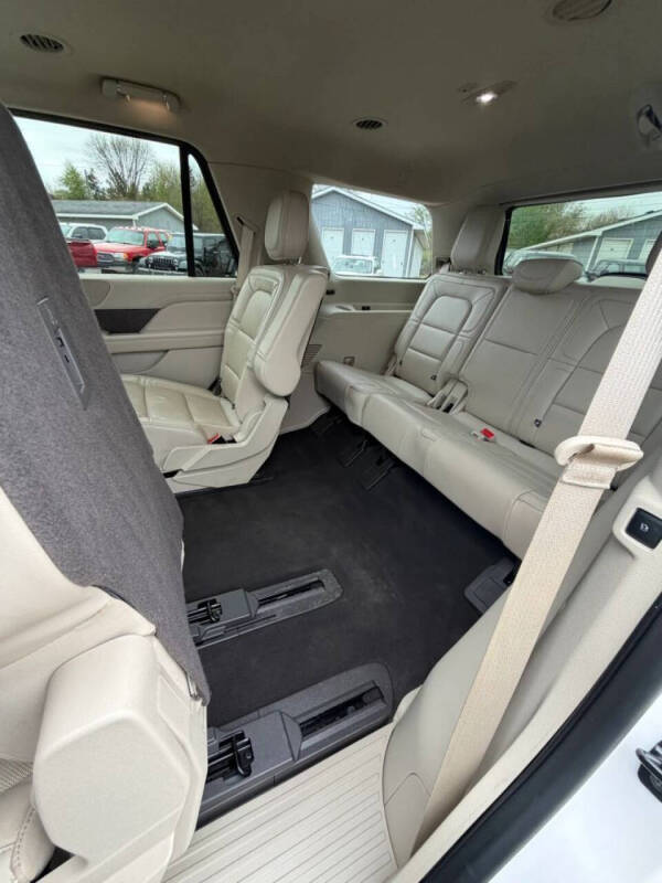 2019 Lincoln Navigator Select