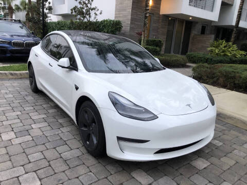 2021 Tesla Model 3 Standard Range Plus