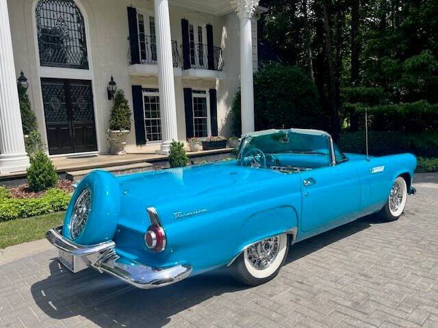 1956 Ford Thunderbird