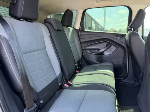 2019 Ford Escape S