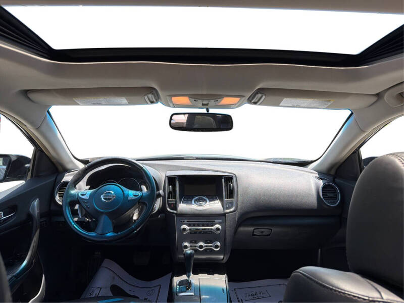 2012 Nissan Maxima