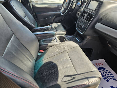 2013 Dodge Grand Caravan R/T