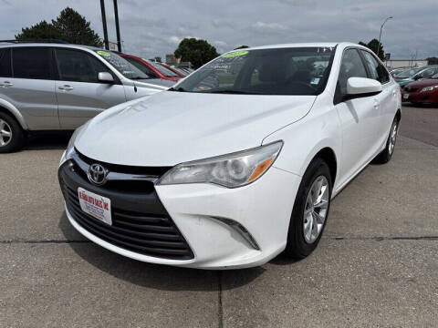 2017 Toyota Camry LE