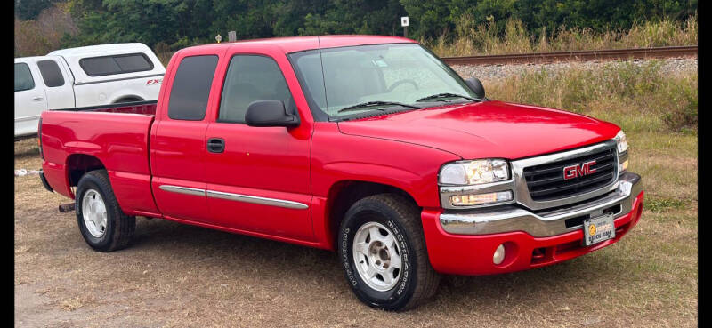 2004 GMC Sierra 1500 Work Truck photo 2