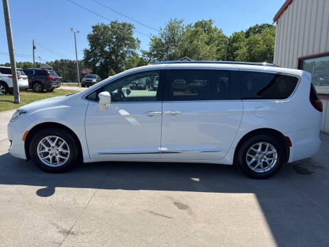 2020 Chrysler Pacifica Touring L