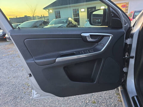 2016 Volvo XC60 T5 Premier