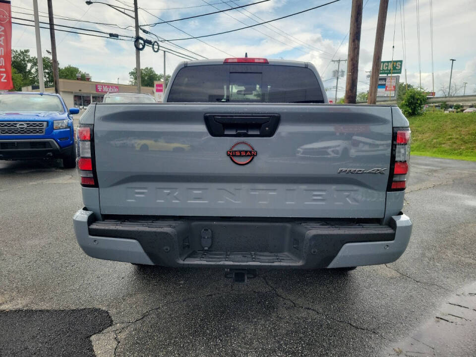 2023 Nissan Frontier for sale at HILLTOP NISSAN in East Hanover, NJ