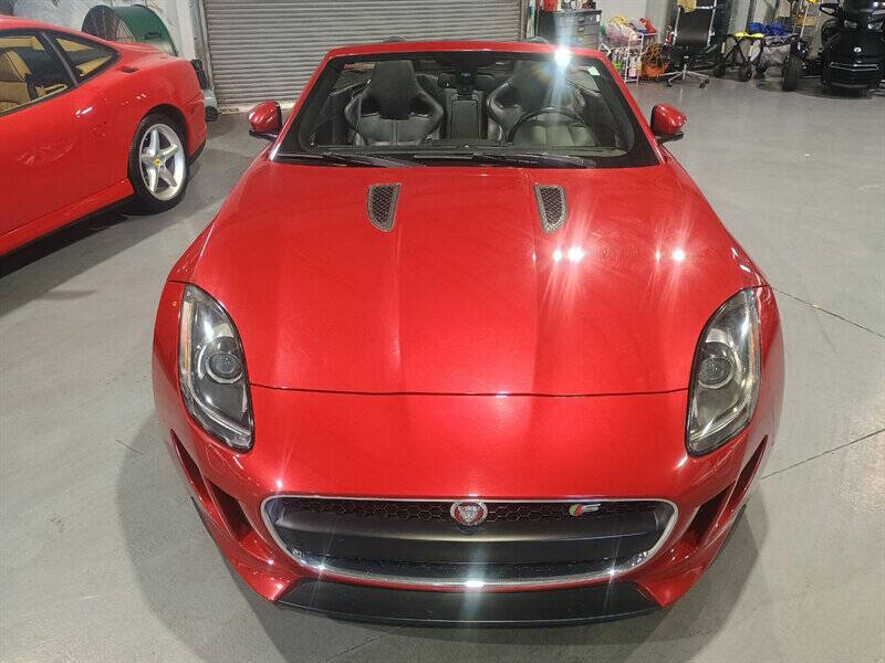 2015 Jaguar F-TYPE 19