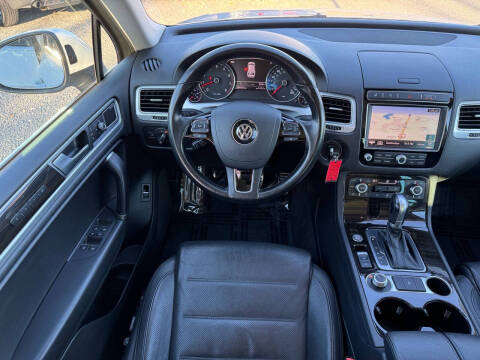 2017 Volkswagen Touareg V6 Executive
