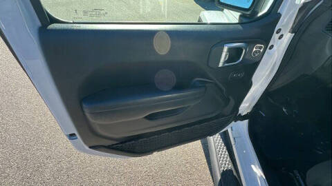 2024 Jeep Gladiator Sport S