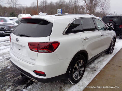 2019 Kia Sorento EX V6