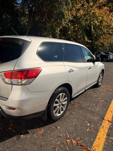 2015 Nissan Pathfinder S