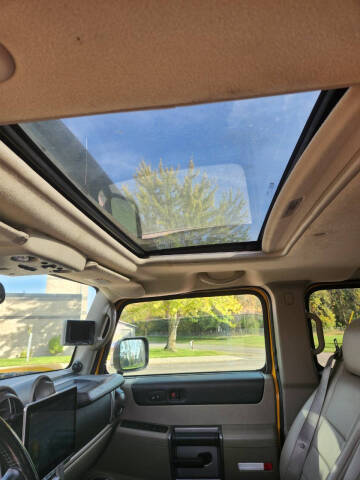 2003 HUMMER H2 Lux Series