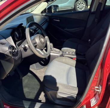 2019 Toyota Yaris L