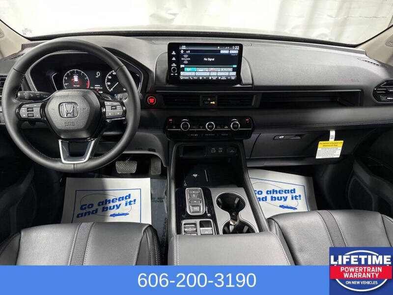 2025 Honda Pilot Touring