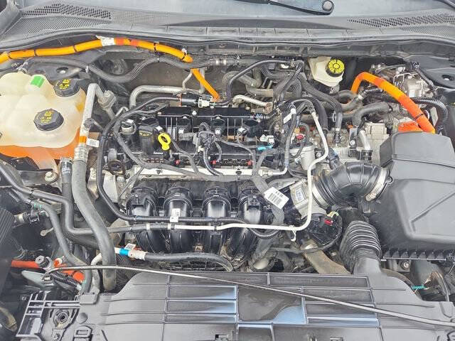 2021 Ford Escape Hybrid SE