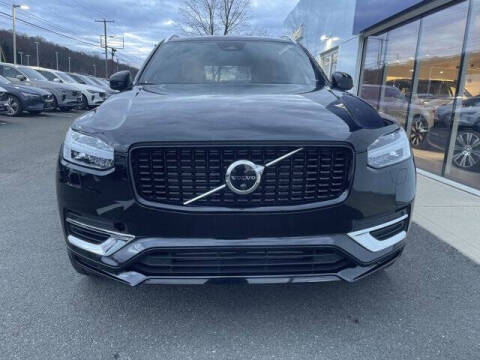 2023 Volvo XC90 Recharge T8 Ultimate Bright Theme 7P