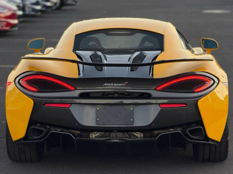 2016 McLaren 570S