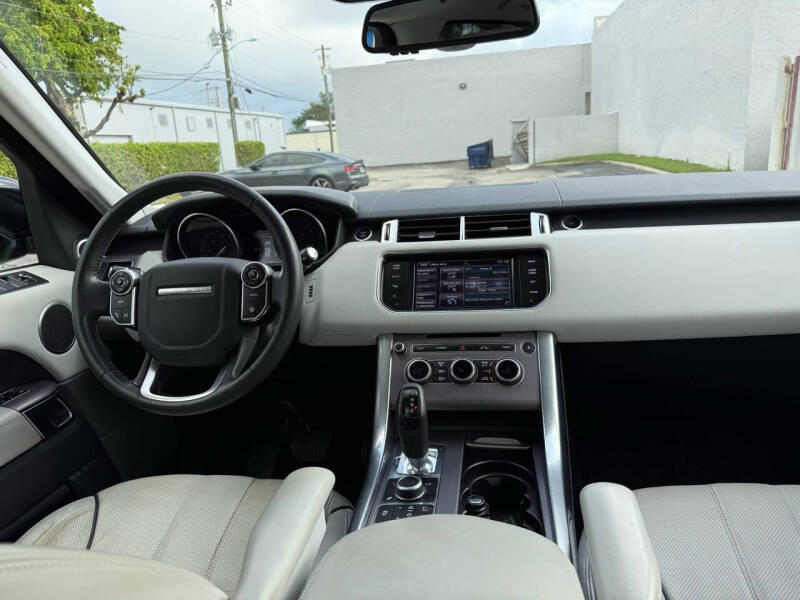 2014 Land Rover Range Rover Sport HSE