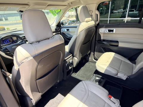 2020 Ford Explorer Platinum