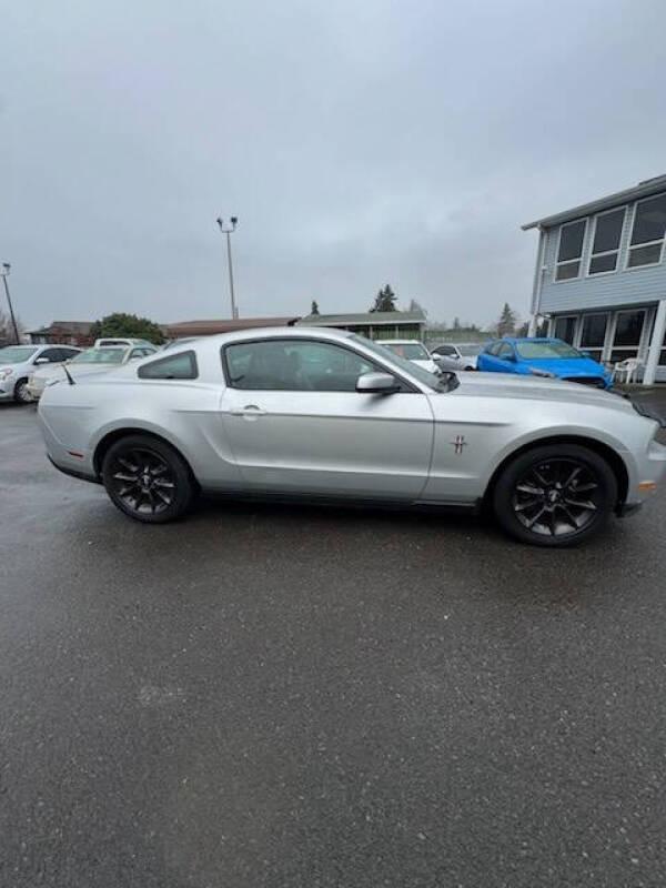2010 Ford Mustang V6 Premium