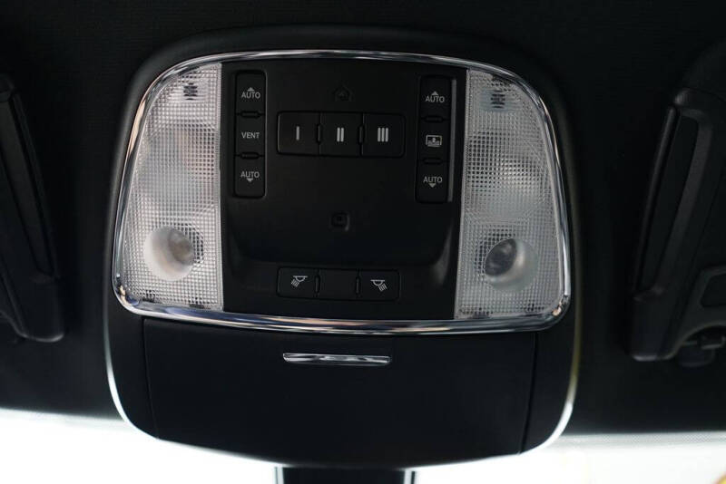 2016 Chrysler 300