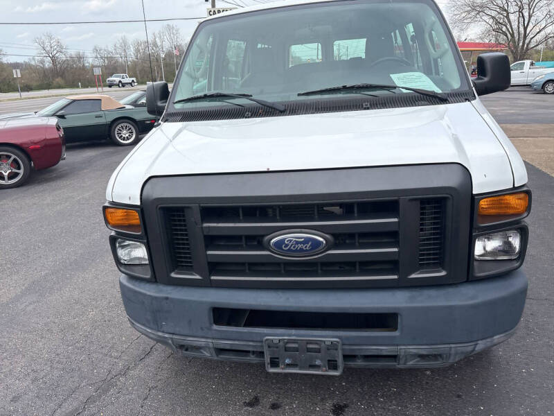 2011 Ford E-Series E-150 XL